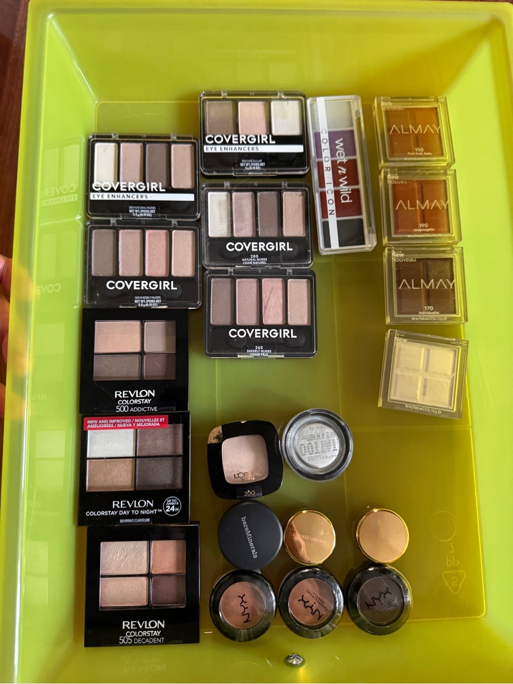 Makeup Eyeshadow Bundle* New*